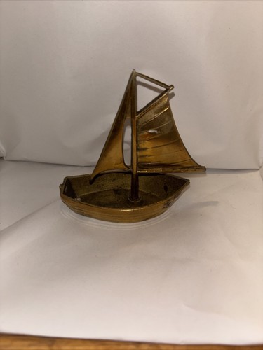 Small solid brass sailing - small, boat