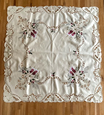 Vintage Small Cream Christmas Embroidered Cut Work Detail Square Tablecloth