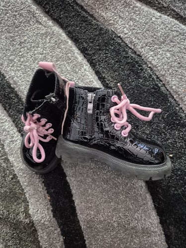 Girls black patent boots with - black,
