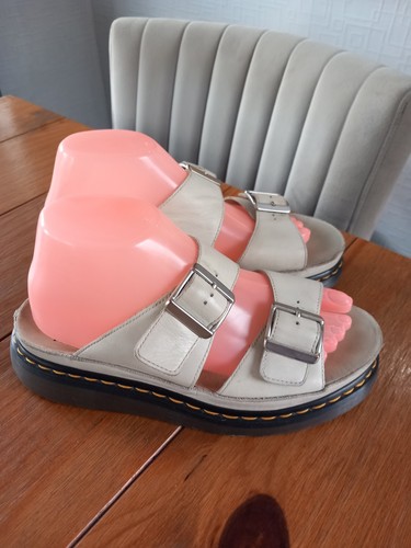 Martens cyprus sandals size - martens,