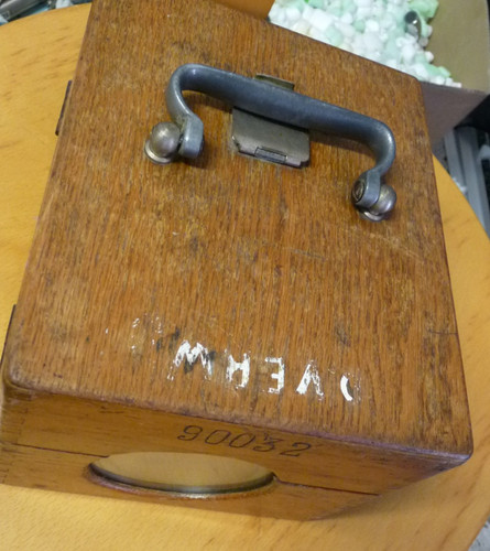 Old carrier pigeon clock - ,