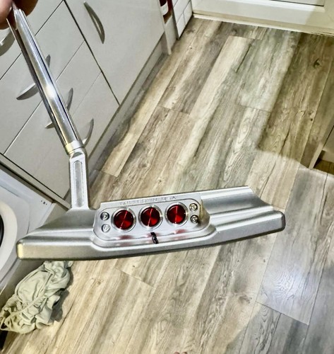 Brand new scotty cameron - new,