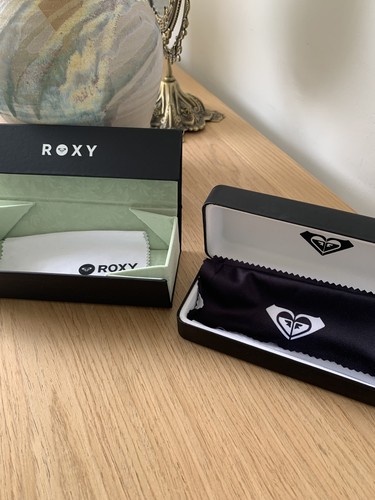 Roxy logo black - logo,