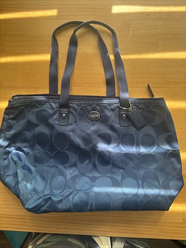 Coach signature blue tote - blue,