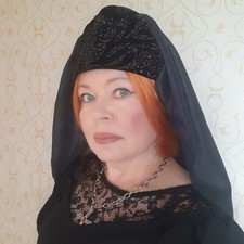 Black Velour Silver Tudor Lady Medieval Hat Veil Anne Boleyn Fancy Dress Costume
