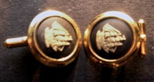 WEDGWOOD BLACK JASPERWARE CUFFLINKS WITH GALLEON CAMEOS, GOLD PLATE, PERFECT