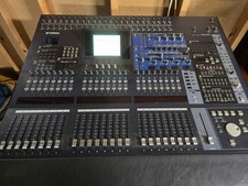 Yamaha DM 2000 V2 Digital