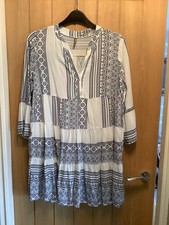 Greek Design Blue and White
