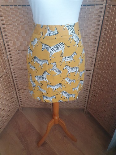 Ann taylor skirt size zebra - skirt,