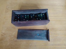 Vintage Quality Hard Plastic Colour Dominoes In Solid Wood Box 27 Pieces
