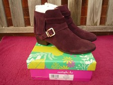 Moshulu Belmont Purple Suede