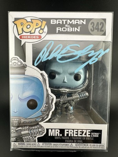 Arnold schwarzenegger signed - arnold,