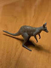 Vintage Britains Kangaroo Zoo