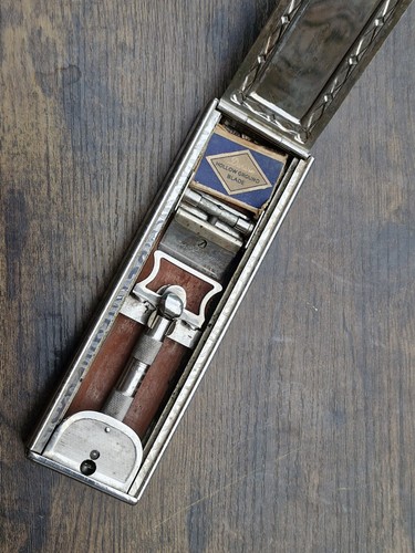 Vintage darwin hollow - vintage, ground
