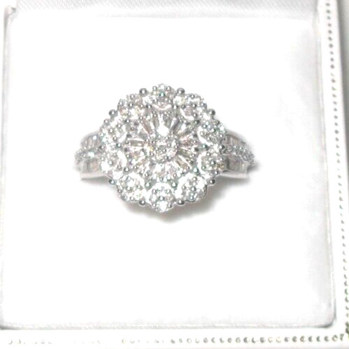7ct diamond flower - diamond,
