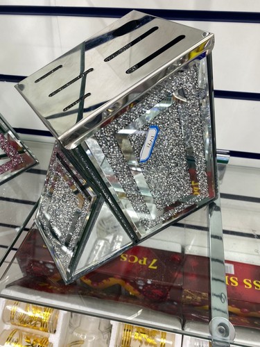 Crystal crushed diamond - crushed,
