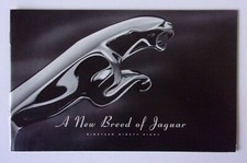 JAGUAR RANGE orig 1998 USA Mkt Smaller Sales Brochure - XJ8 XJR Vanden Plas XK8