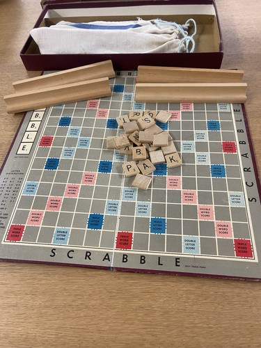 Rare vintage scrabble board - scrabble,