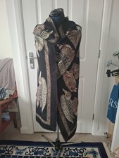 Duck-print large scarf