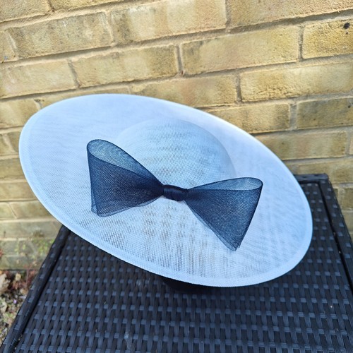White dark navy - navy, wide
