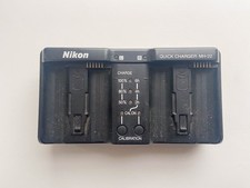 Nikon MH-22  ( MH22 ) Dual