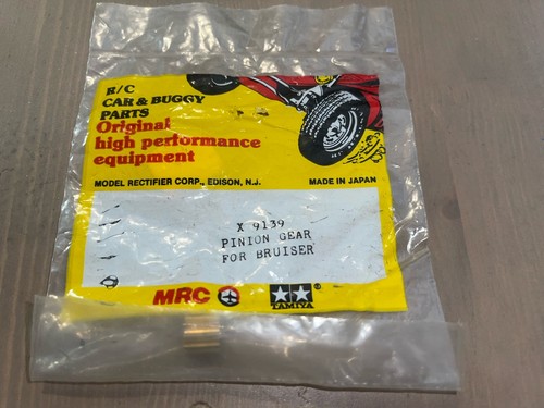 Vintage tamiya car pinion - tamiya,