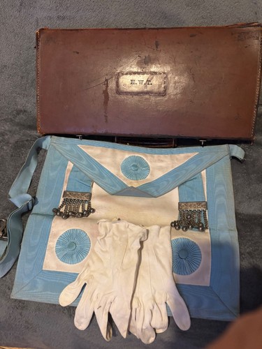 Vintage masonic case with - masonic,