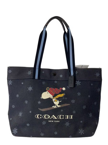 Coach tote snoopy ski - snoopy,