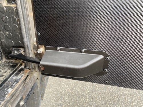 Land rover defender rear - rover,