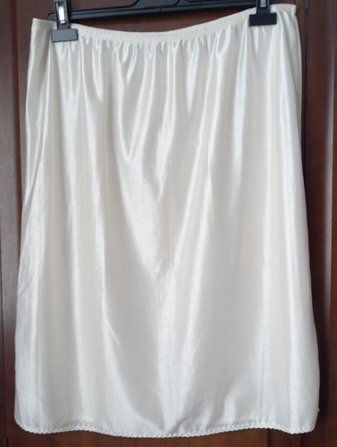 Shapely figures cream nylon - cream,