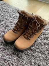 Women's Brasher Country Master