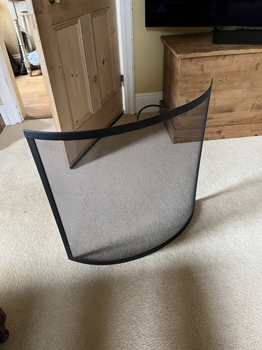Black metal fire guard - black,