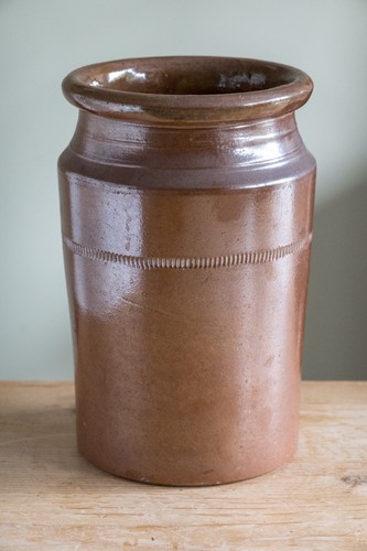 Vintage salt glazed - (antique?),
