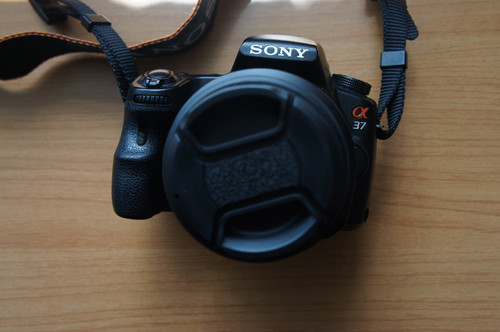 Sony alpha a37 dslr camera - a37,