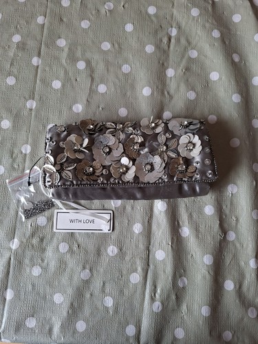 Beaded jewellery organiser - beaded,