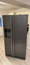 Samsung American Fridge Freezer Side-by-Side Plumbed-In