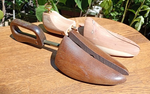 Vintage wooden shoe - 2,