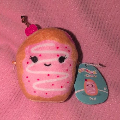 Squishmallows perl the donut - perl,