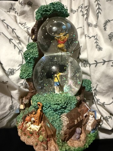 Winnie the pooh - music, wind