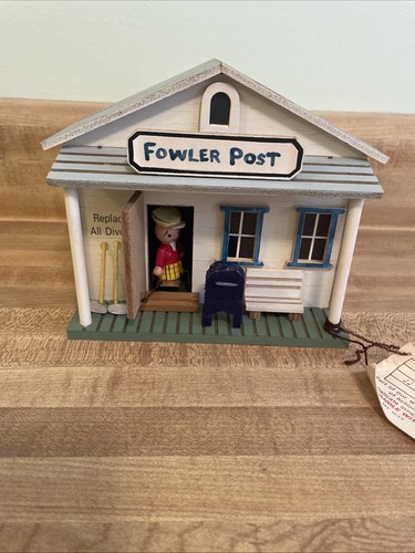 Old post office wooden - post, musical