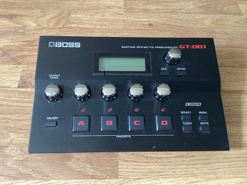 Boss 001 desktop amp - desktop,