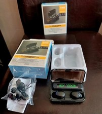 JOB LOT WIRELESS EARBUDS