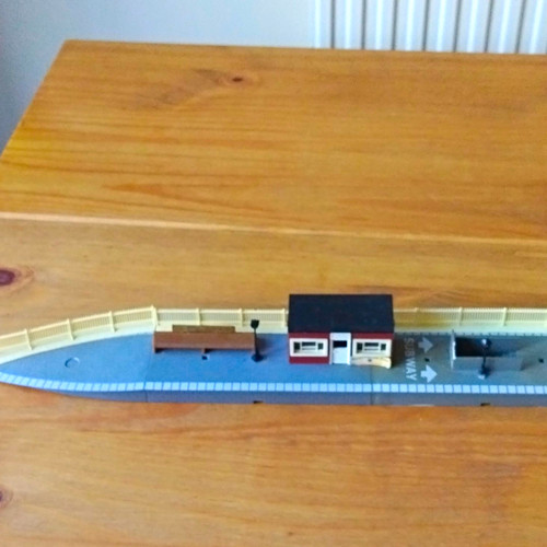 Hornby gauge 76 station - gauge, 1:76