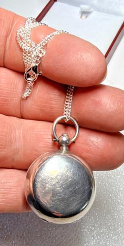 Sterling silver sovereign case - silver,