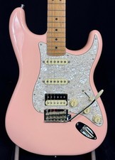 Fender Stratocaster FSR Shell Pink Upgraded Matching Pink Case HSS Roasted Maple