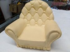 Vintage 1980s Pedigree Sindy Cream Couch  Chairs mark 44517 good condition 