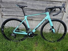 2024 Bianchi Infinito XE Endurance Carbon Road Bike Sram eTap AXS Size 55cm 