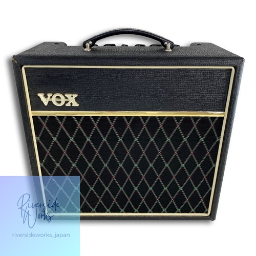 Vox guitar amplifier - guitar,