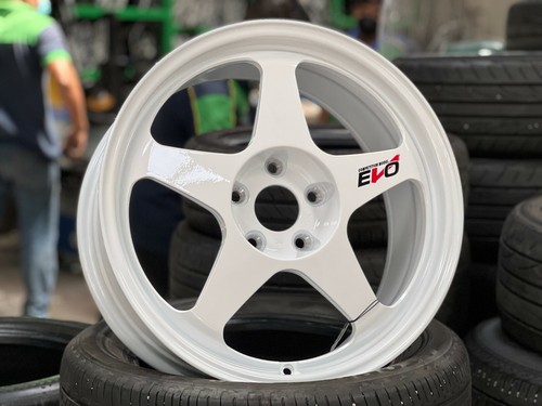 New 18x8 evo regamaster - 18x8.5j,