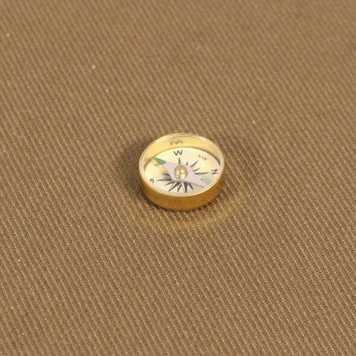 Brass 15mm mini button compass - brass,